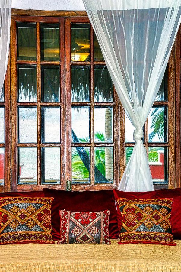 Beachfront Hacienda Del Cuyo Groundfloor ภายนอก รูปภาพ